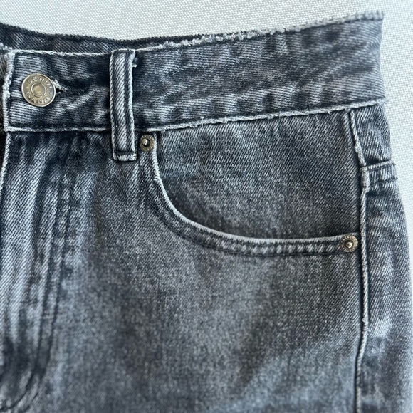 Glassons Super High Rise Fitted Shorts - Picture 5 of 7